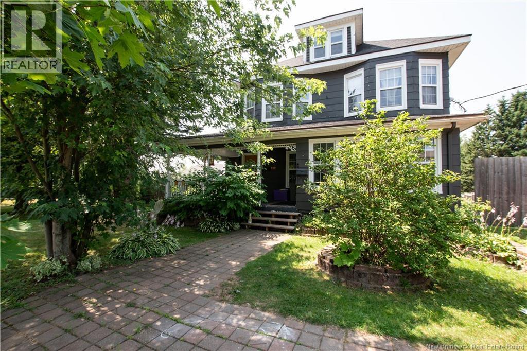 929-931 Amirault Street, Dieppe