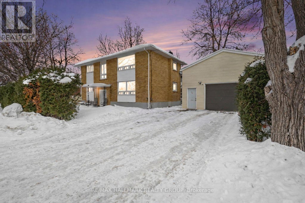 981 Larkin Street, Ottawa