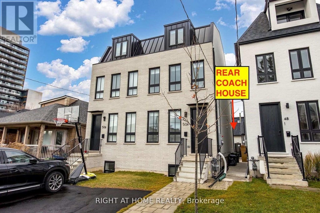 50 Lanark Avenue, Toronto (humewood-Cedarvale)