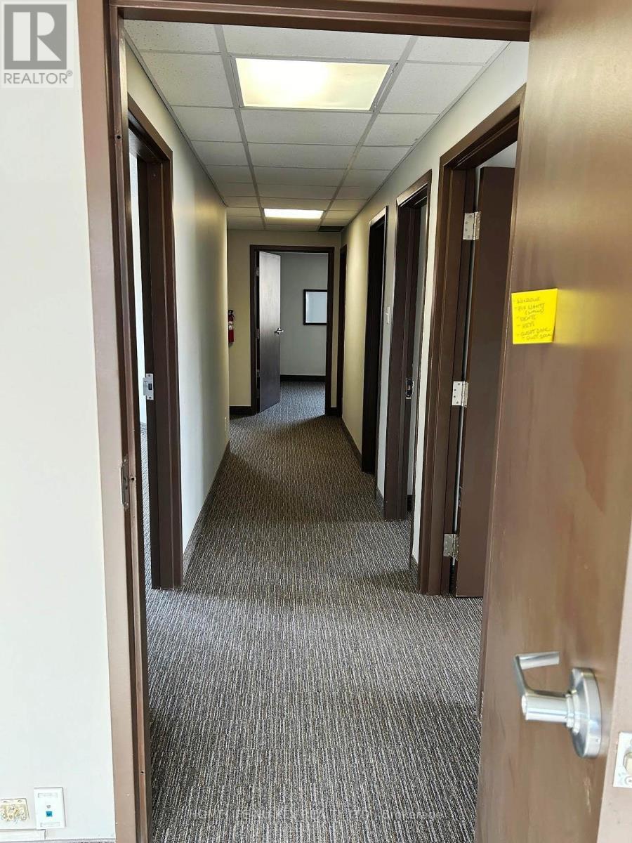 2nd Fl - 109 Bayfield Street, Barrie (city Centre)