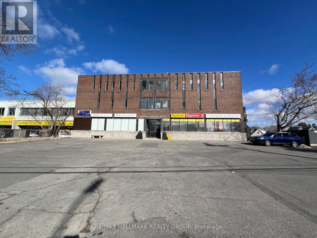 203/204 - 3029 Carling Avenue, Ottawa