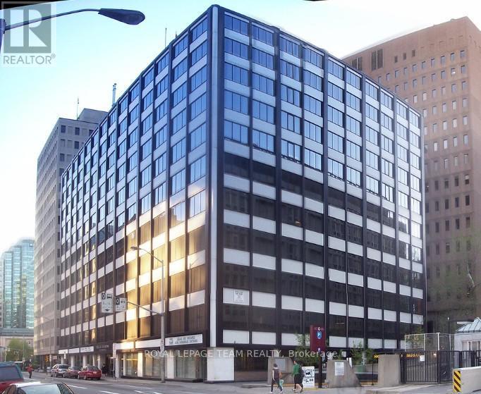 901 - 75 Albert Street, Ottawa