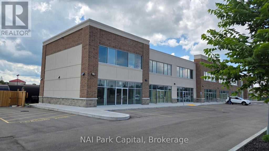 207 - 561 York Road, Guelph (york/watson Industrial Park)