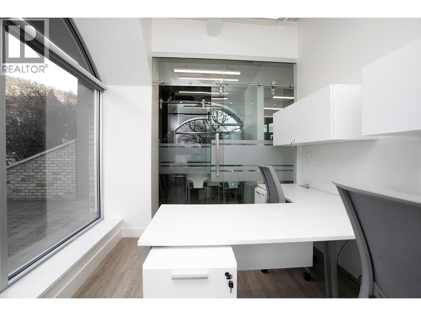 4200 Beach Avenue Unit# 105a. Peachland, British Columbia