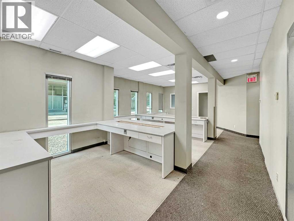 902 9th Avenue Sw, Calgary