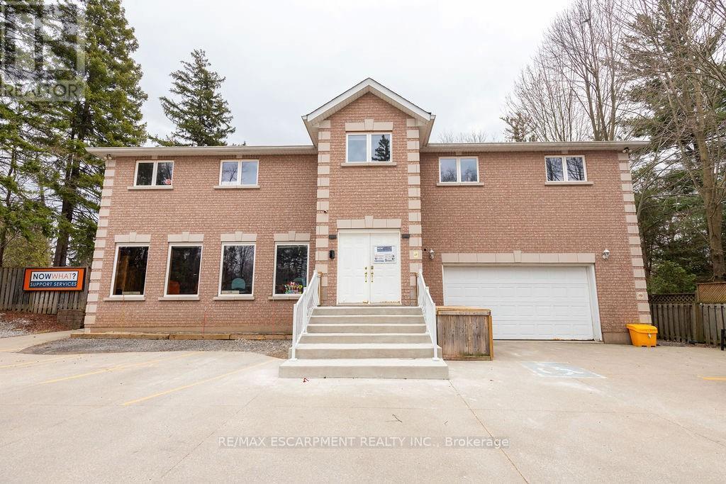 144 Wilson Street E, Hamilton (ancaster)