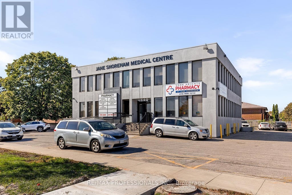 201 - 4640 Jane Street, Toronto (black Creek)