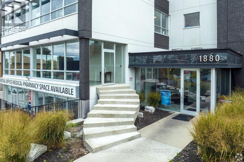 1880 O'connor Drive, Toronto (victoria Village)