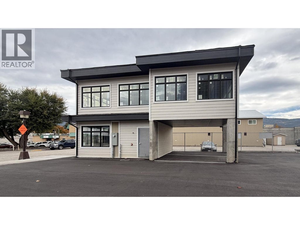 704 Cliff Avenue, Enderby