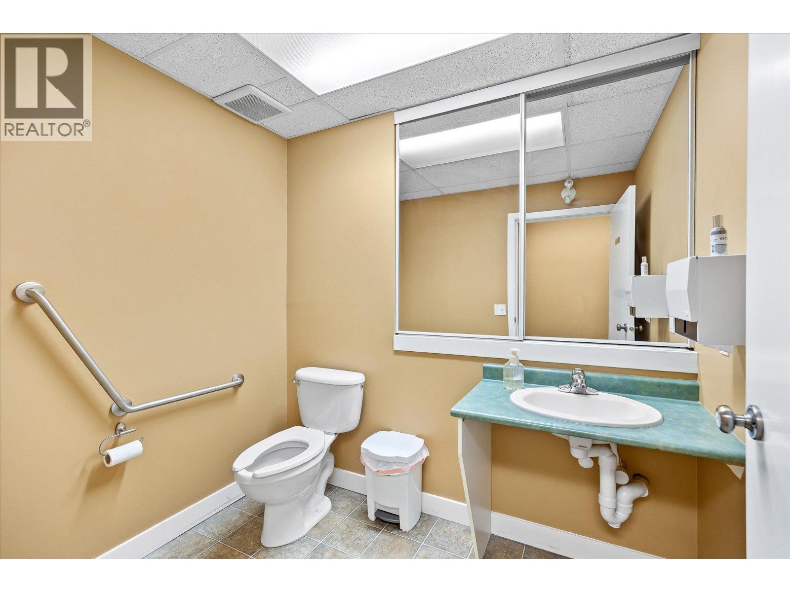 1358 St. Paul Street Unit# 202 & 203. Kelowna, British Columbia