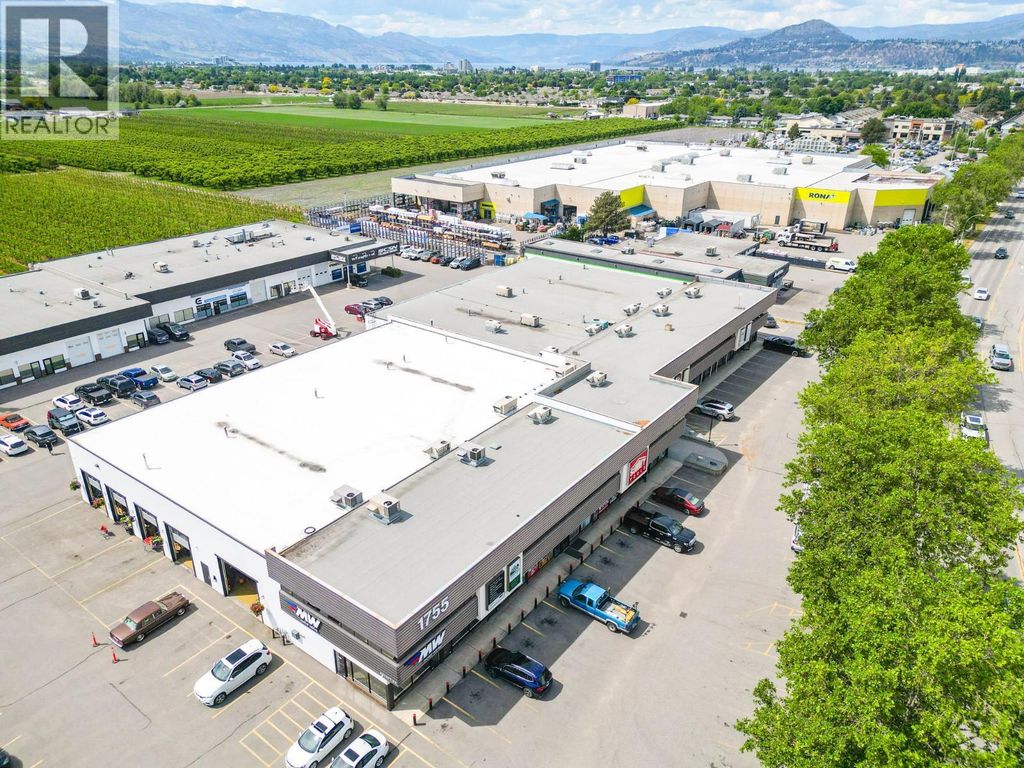 1755 Springfield Road Unit# 208, Kelowna