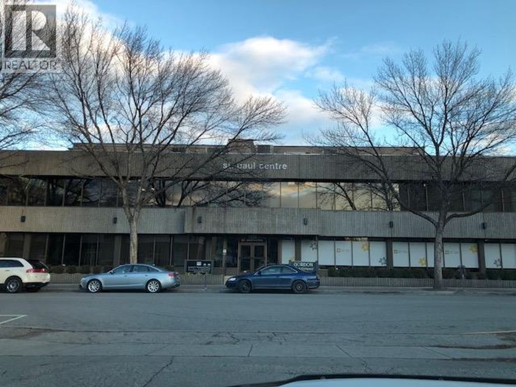 207-1433 St. Paul Street, Kelowna