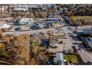 9558 Glenmore Road. Lake Country, British Columbia