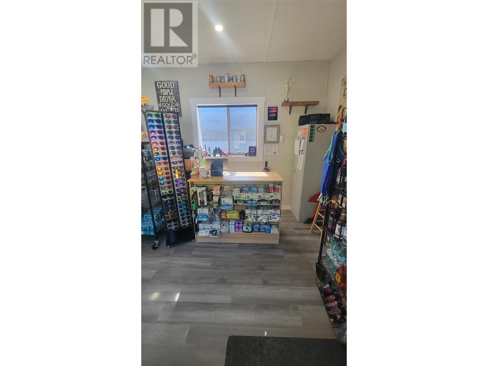 1142 Seymour Arm Bay Road Road. Seymour Arm, British Columbia