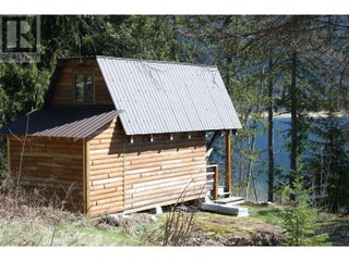 1142 Seymour Arm Bay Road Road. Seymour Arm, British Columbia