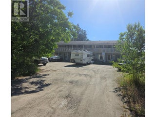 305 & 295 Clarissa Road. Kelowna, British Columbia