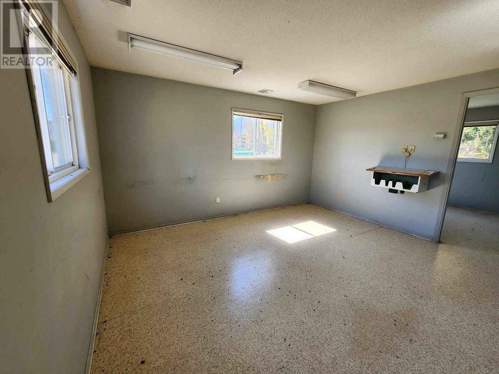 4063 Express Point Crescent. Scotch Creek, British Columbia