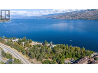3960 Beach Avenue. Peachland, British Columbia