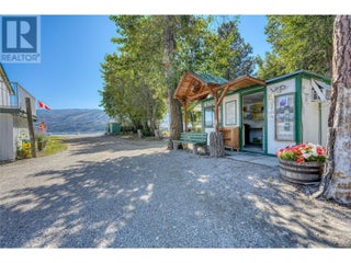 3960 Beach Avenue. Peachland, British Columbia