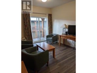 6203 Willow Avenue. Summerland, British Columbia