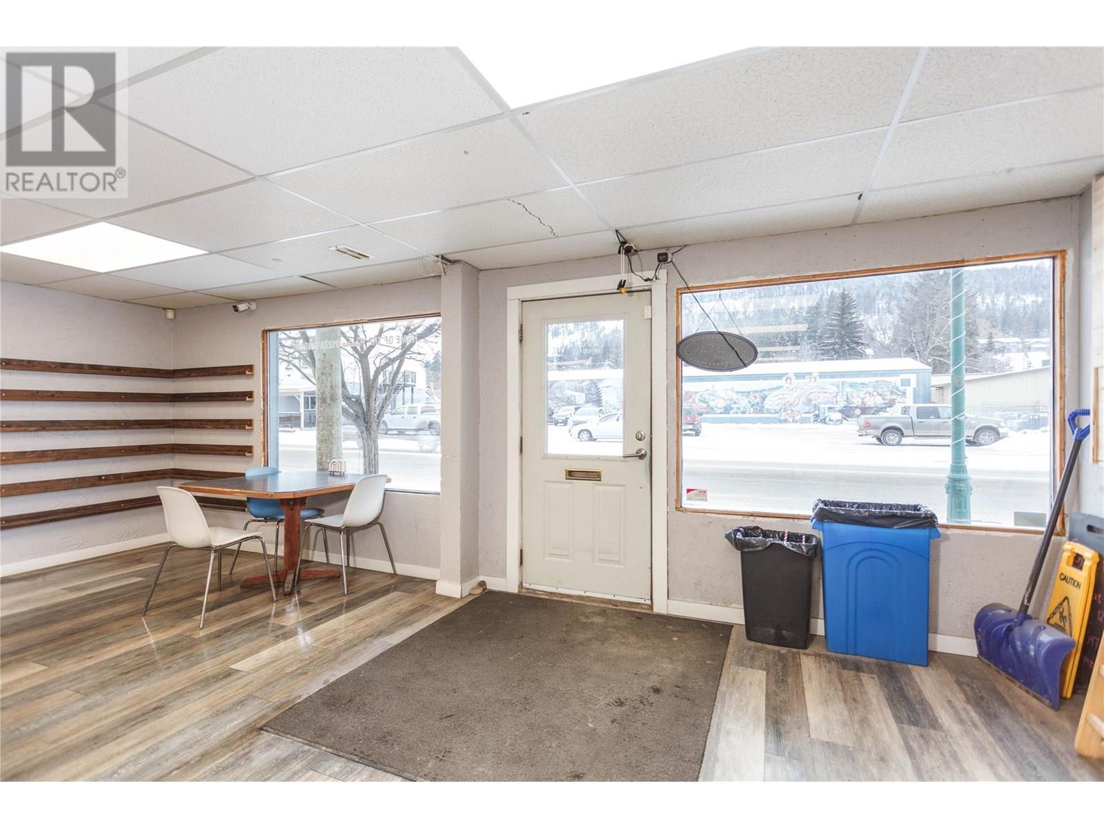 2037 Shuswap Avenue. Lumby, British Columbia