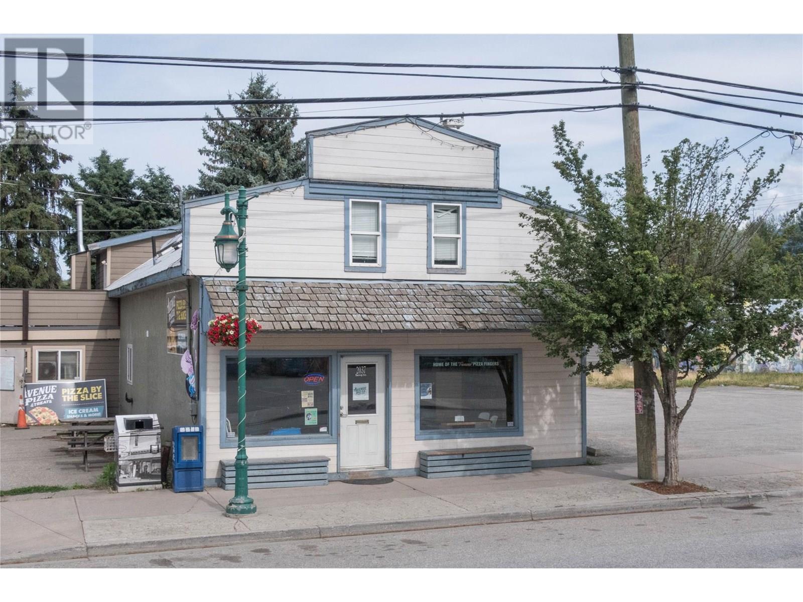 2037 Shuswap Avenue. Lumby, British Columbia