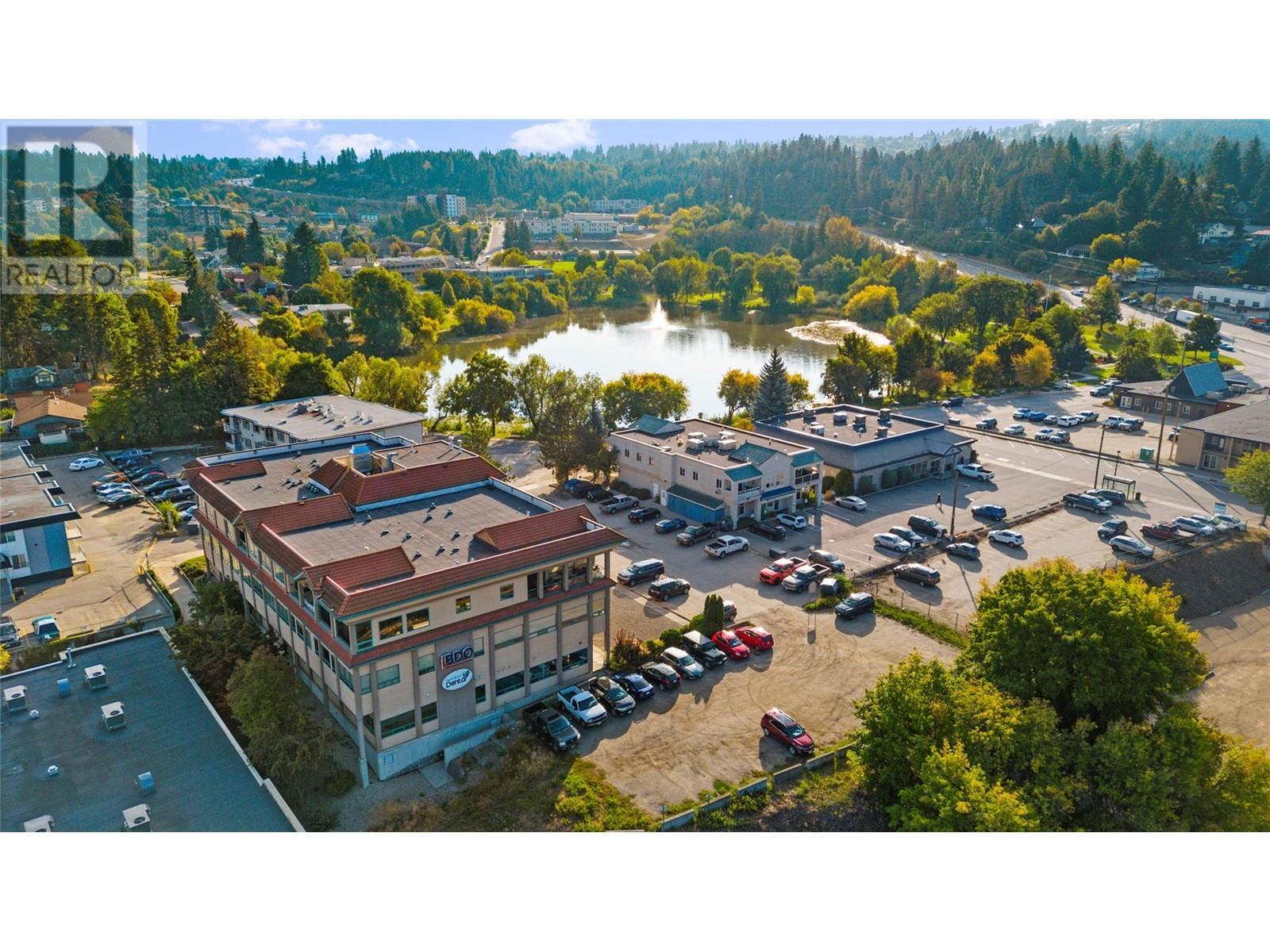 571 6 Street Ne Unit# 203. Salmon Arm, British Columbia