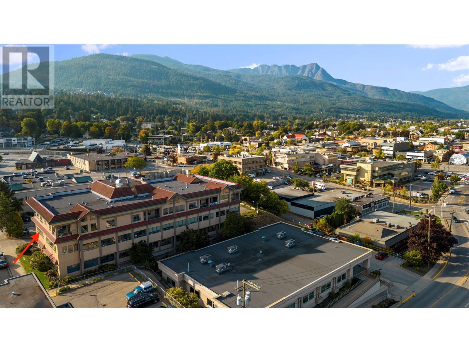 571 6 Street Ne Unit# 203. Salmon Arm, British Columbia