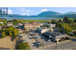571 6 Street Ne Unit# 203. Salmon Arm, British Columbia