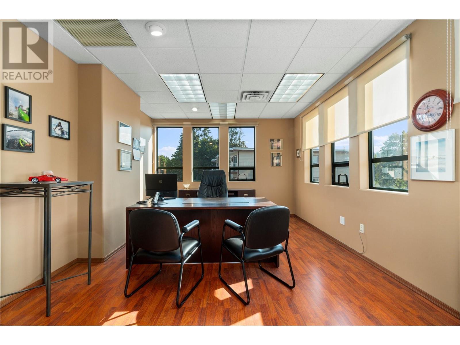 571 6 Street Ne Unit# 203. Salmon Arm, British Columbia