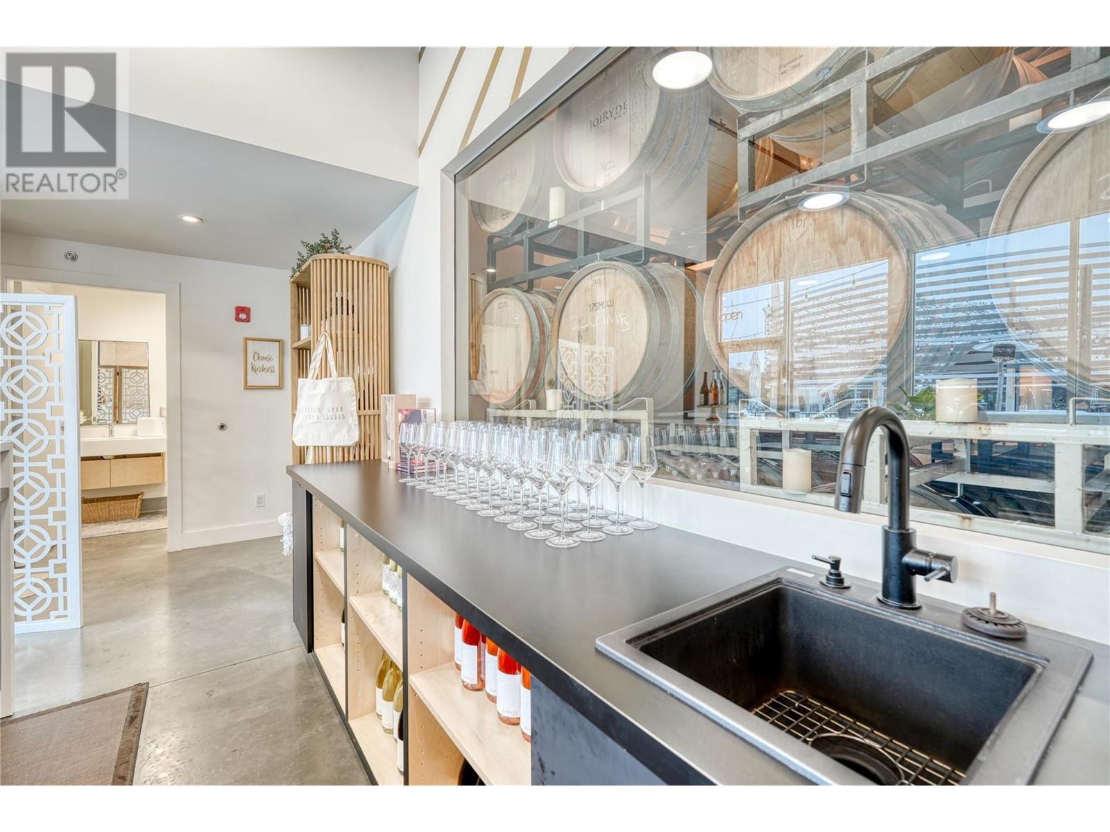 100 Enterprise Way Unit# 115. Oliver, British Columbia