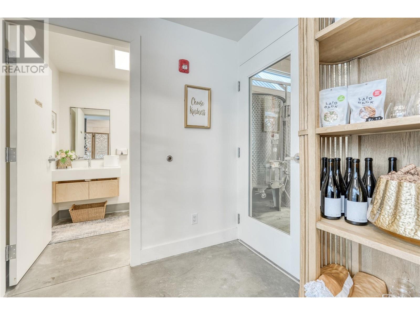 100 Enterprise Way Unit# 115. Oliver, British Columbia