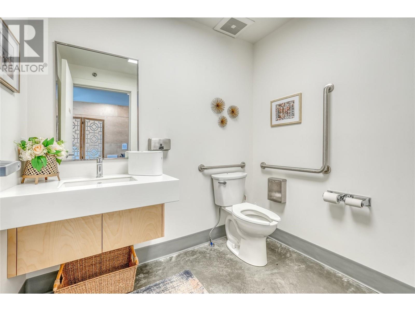 100 Enterprise Way Unit# 115. Oliver, British Columbia