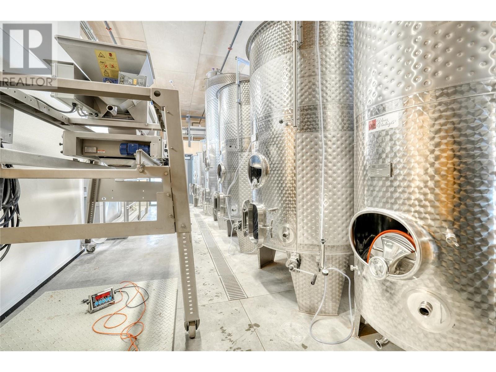 100 Enterprise Way Unit# 115. Oliver, British Columbia