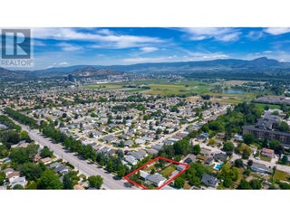 3009 Gordon Drive. Kelowna, British Columbia