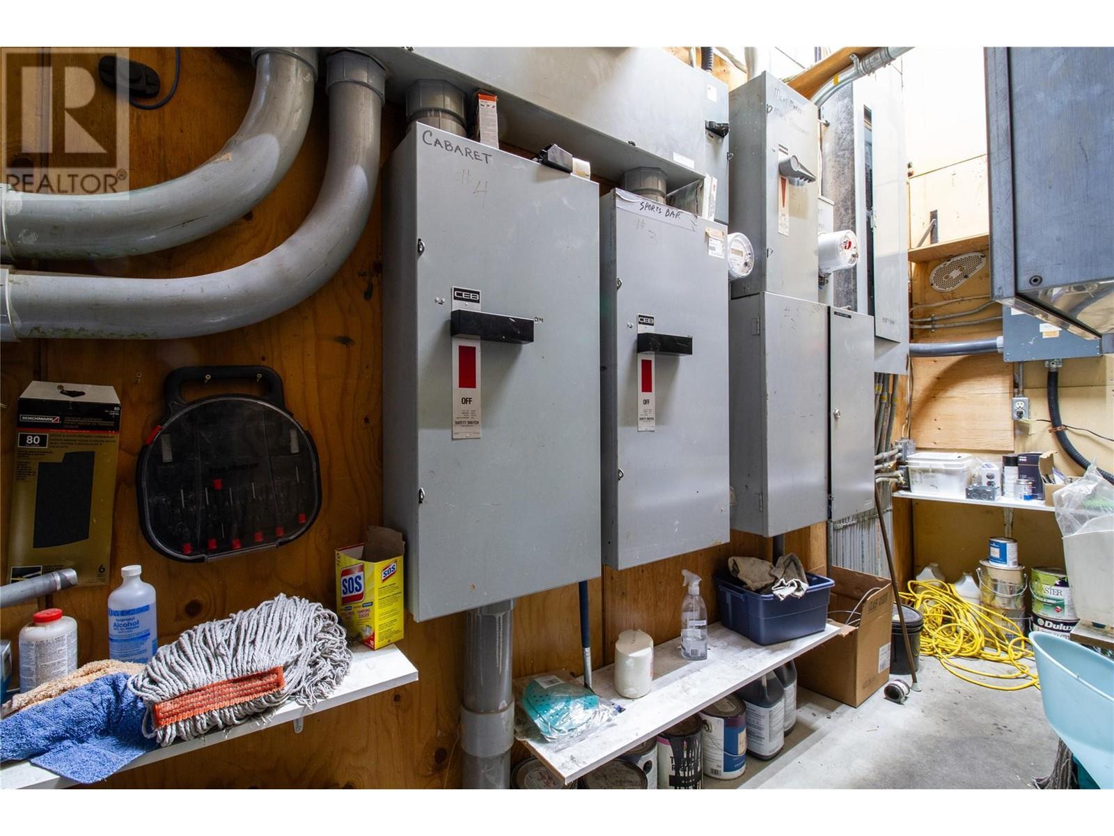 314 First Street W. Revelstoke, British Columbia