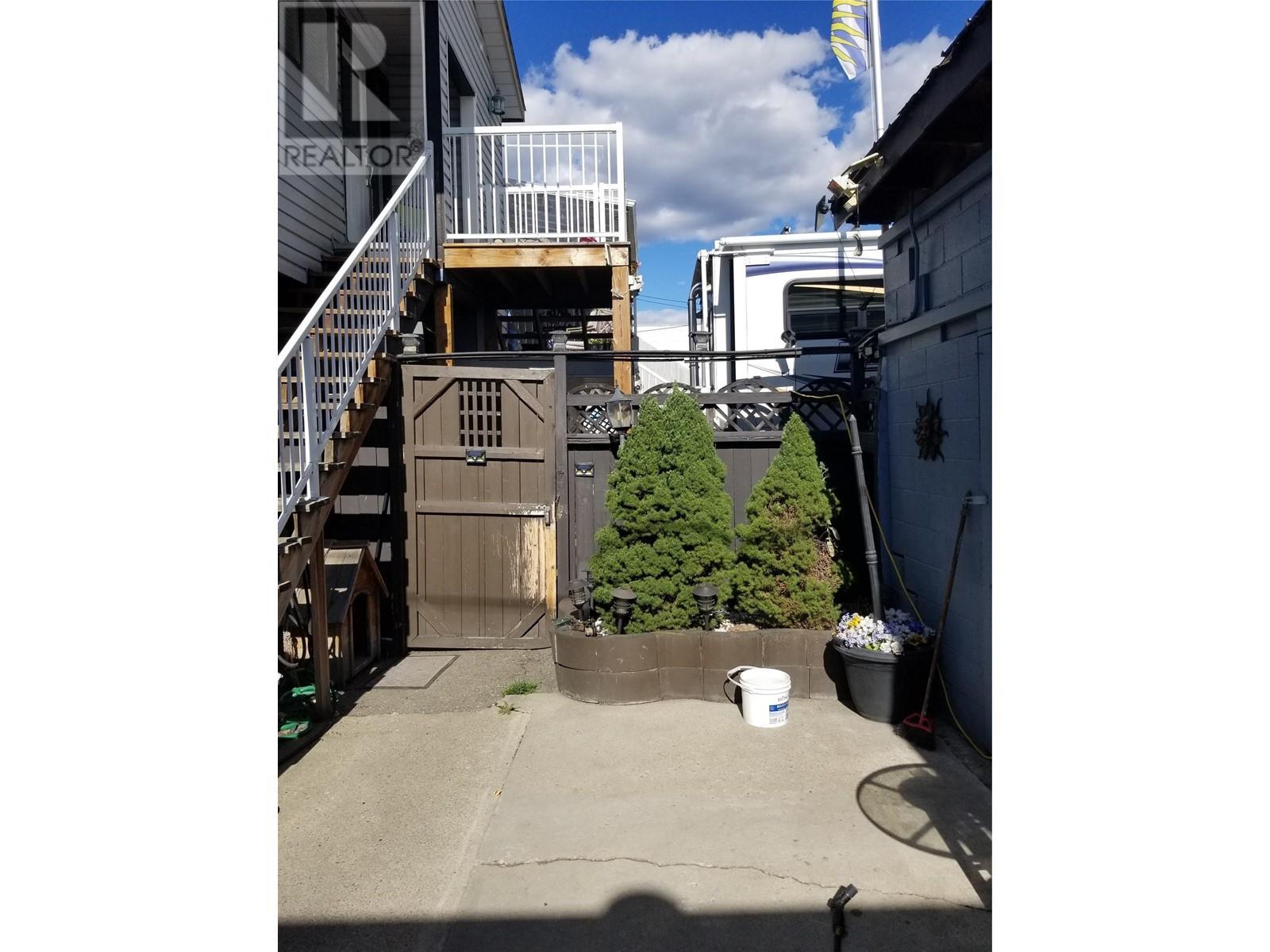 721-725 Shuswap Avenue. Chase, British Columbia