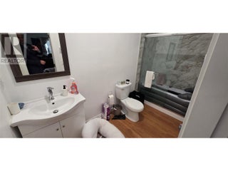 5078 Cousins Place. Peachland, British Columbia