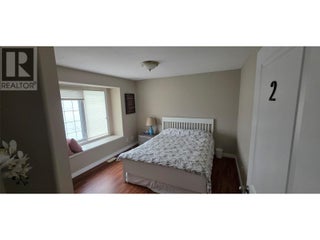 5078 Cousins Place. Peachland, British Columbia