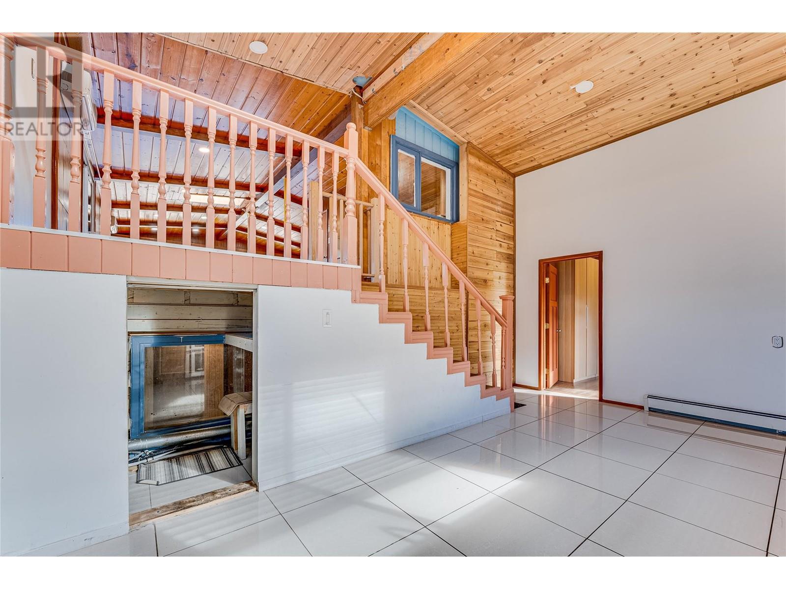 6650 Okanagan Avenue. Vernon, British Columbia