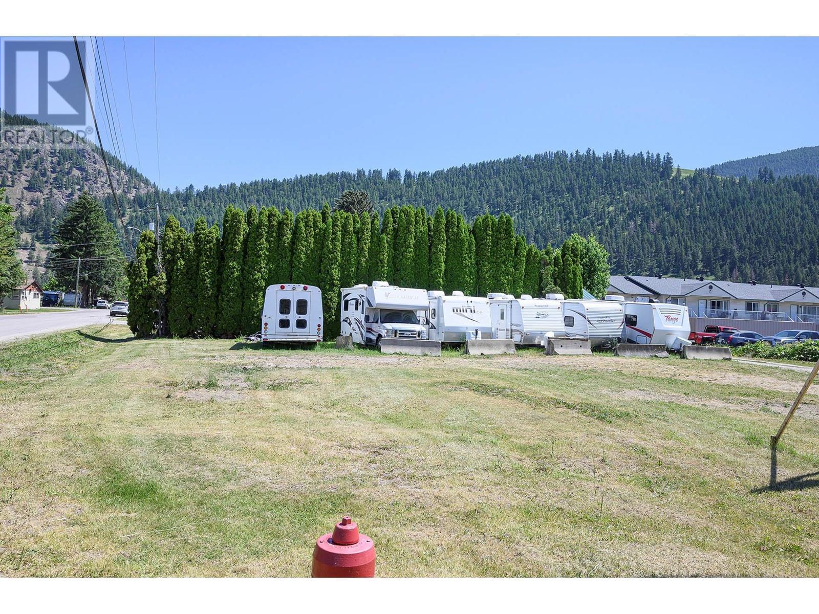 409 Shuswap Avenue. Chase, British Columbia