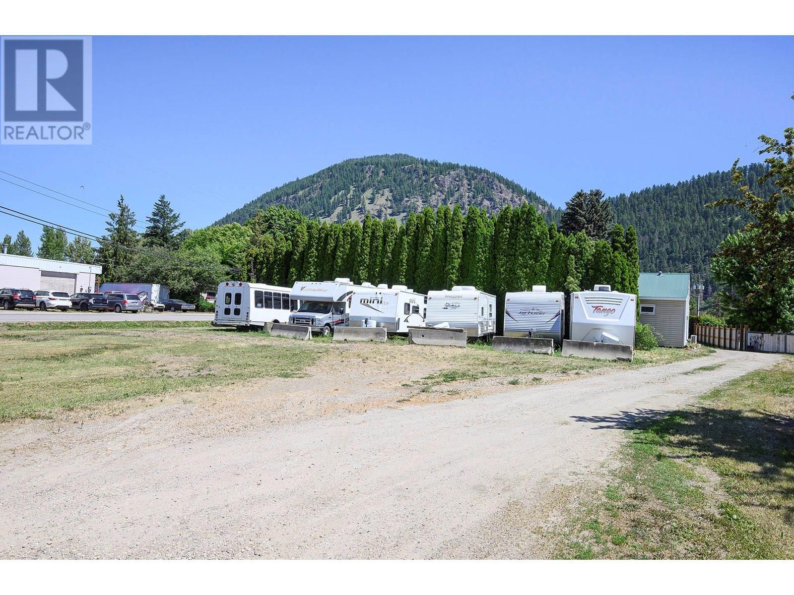 409 Shuswap Avenue. Chase, British Columbia