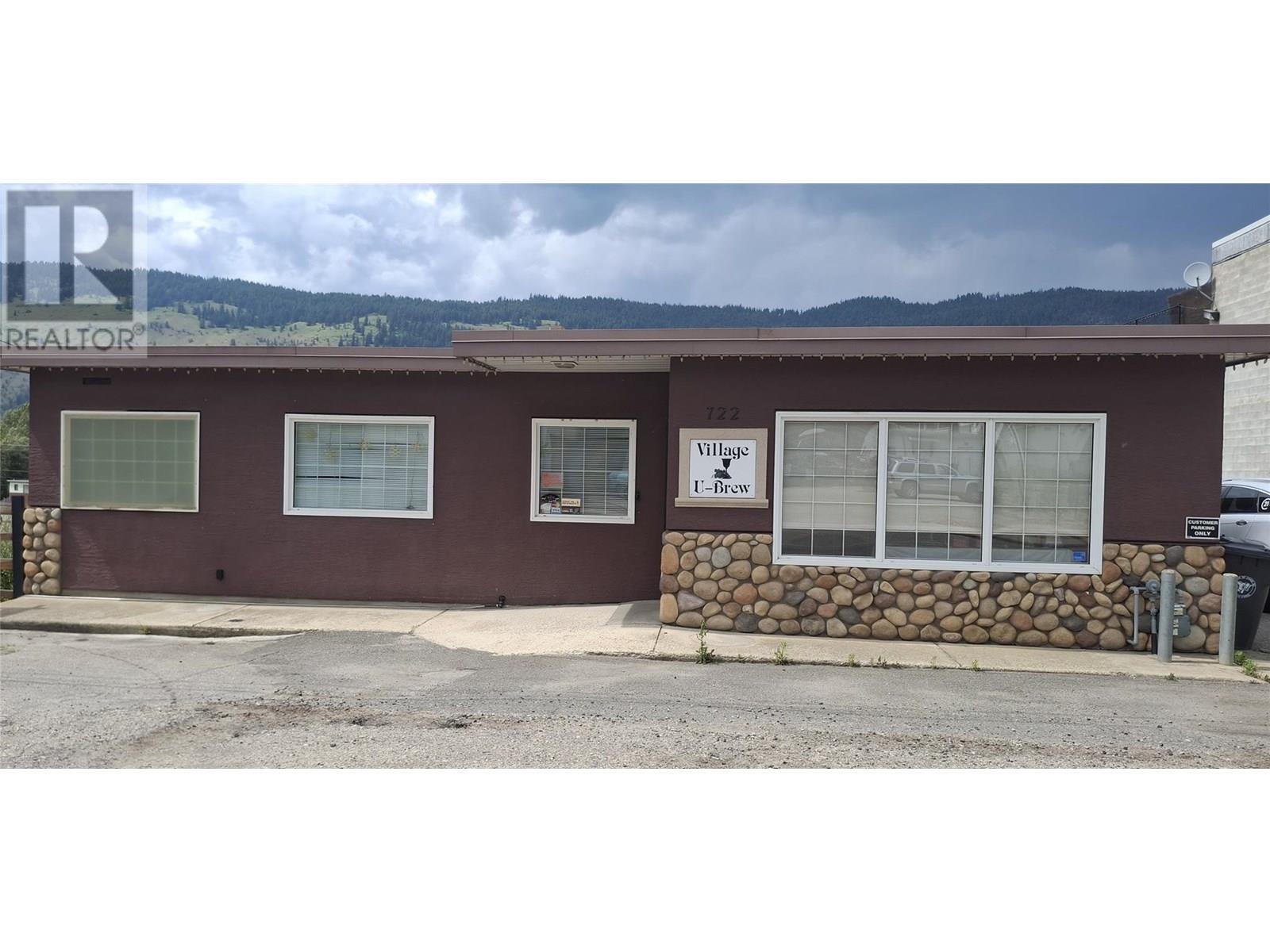 722 1st Avenue. Chase, British Columbia