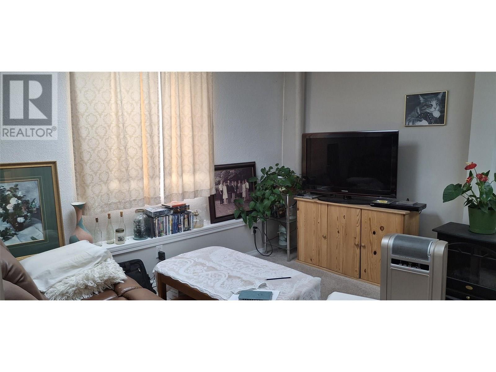 722 1st Avenue. Chase, British Columbia