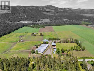 910 Lumby Mabel Lake Road. Lumby, British Columbia