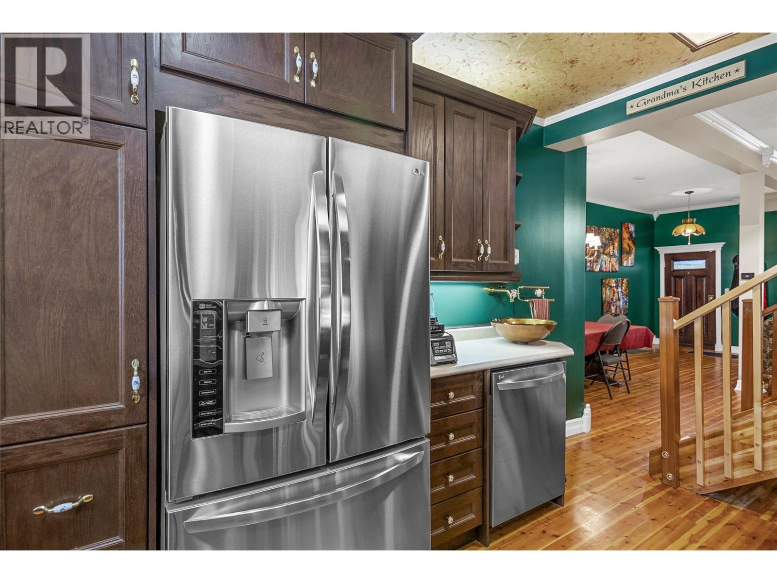 302 First Street W. Revelstoke, British Columbia