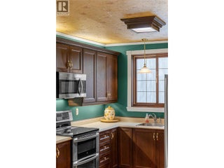 302 First Street W. Revelstoke, British Columbia