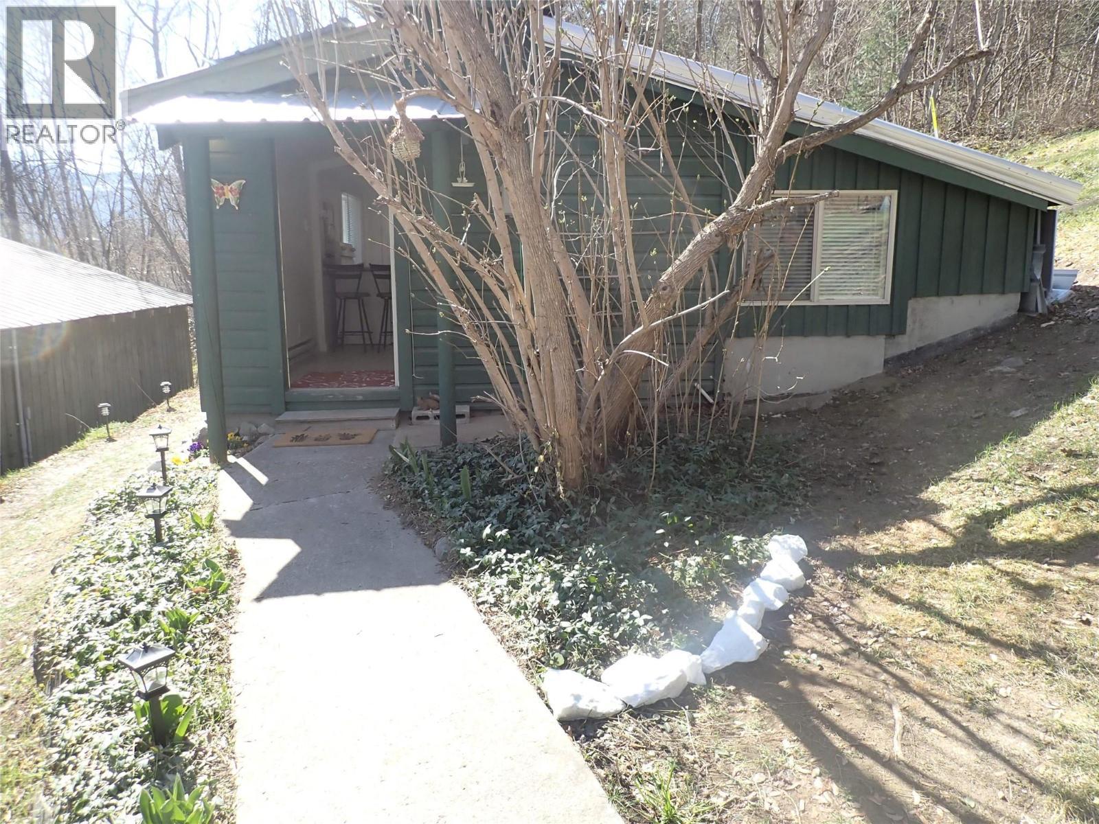 104 George Street. Enderby, British Columbia