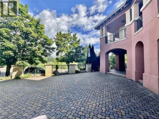 3185 Via Centrale Drive Unit# 6. Kelowna, British Columbia