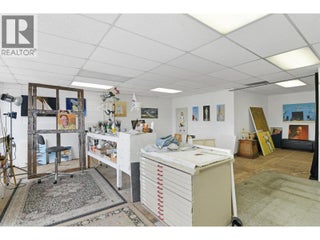 525 - 527 Lawrence Avenue. Kelowna, British Columbia